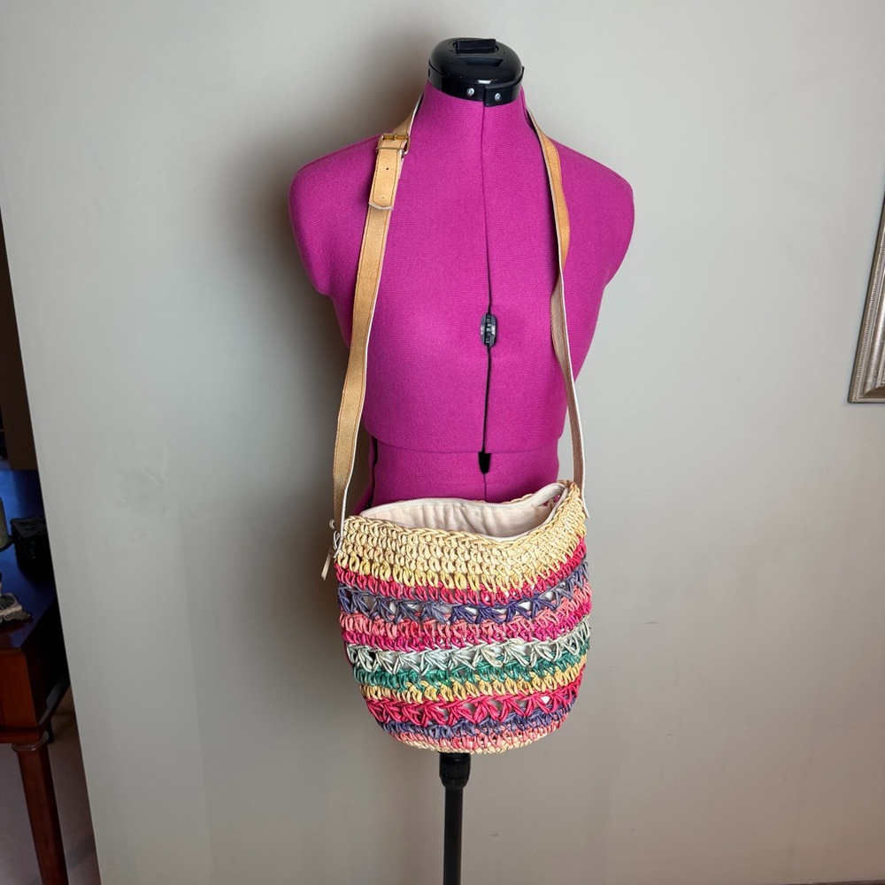 VTG Striped Colorful Lined Straw Bucket Bag
